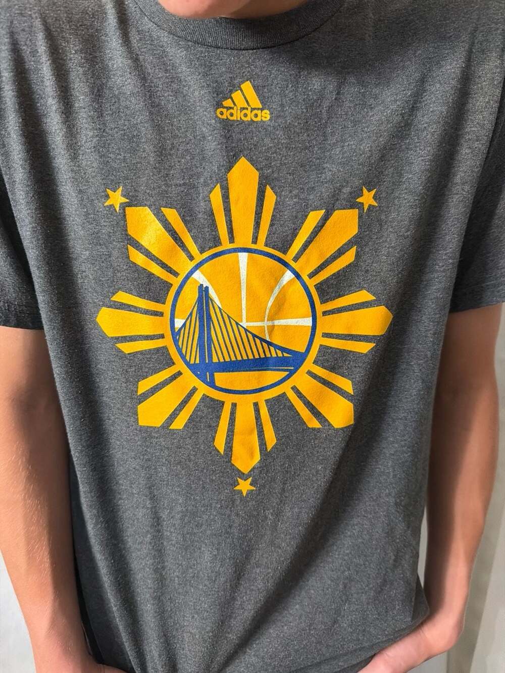Adidas Stephen Curry Golden State Warriors Filipino Heritage Night T-Shirt - Picture 2 of 3